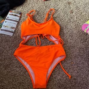 Bathing suit